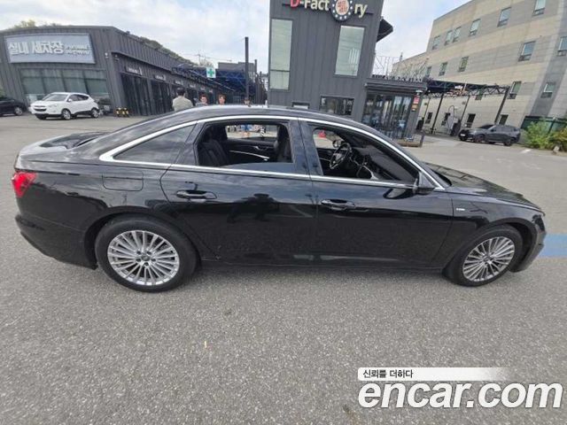 Audi A6 2021 — photo 4