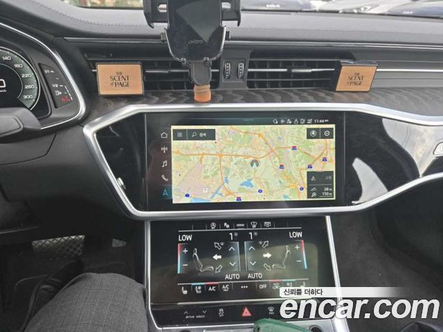 Audi A6 2021 — photo 7