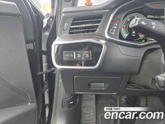 Audi A6 2021 — photo 10