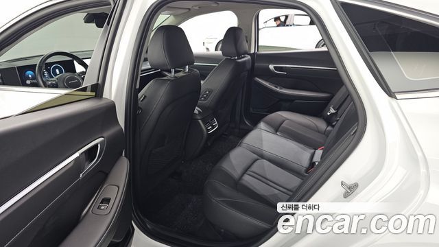 Hyundai Sonata 2024 — photo 17