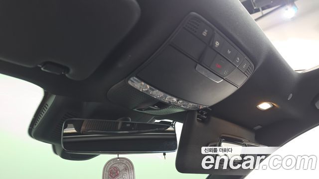 Mercedes-Benz E-Class 2022 — photo 27