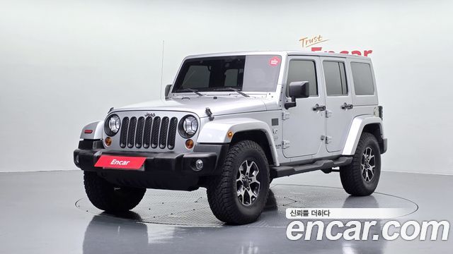 Jeep Wrangler 2011 — photo 1