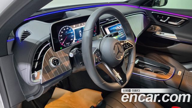 Mercedes-Benz E-Class 2026 — photo 15