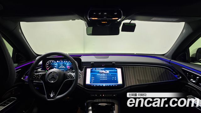 Mercedes-Benz E-Class 2026 — photo 17