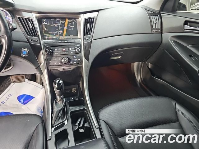 Hyundai Sonata 2014 — photo 10