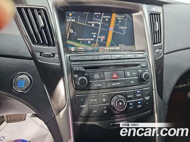 Hyundai Sonata 2014 — photo 16