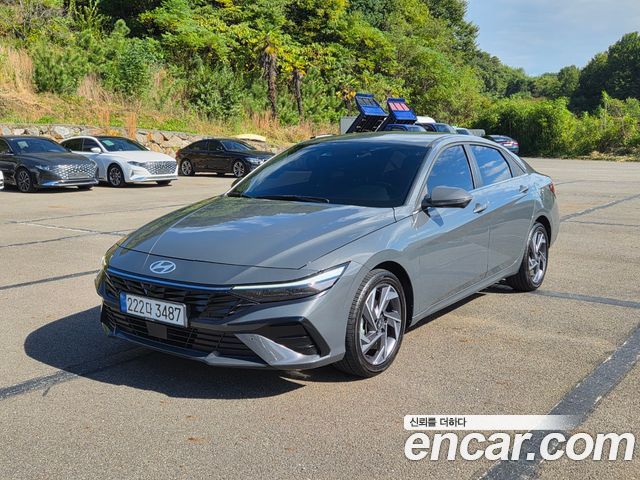 Hyundai AVANTE 2025 — photo 2