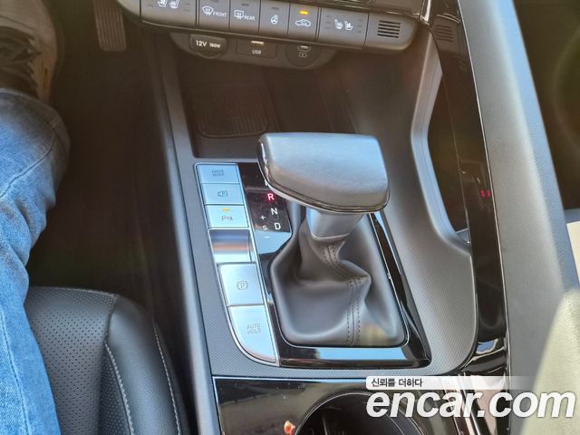 Hyundai AVANTE 2025 — photo 13