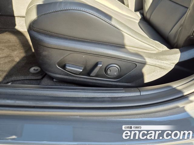 Hyundai AVANTE 2025 — photo 17