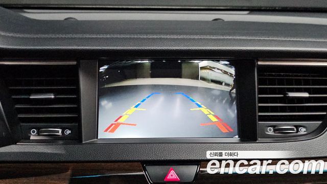 Kia K7 2018 — photo 15