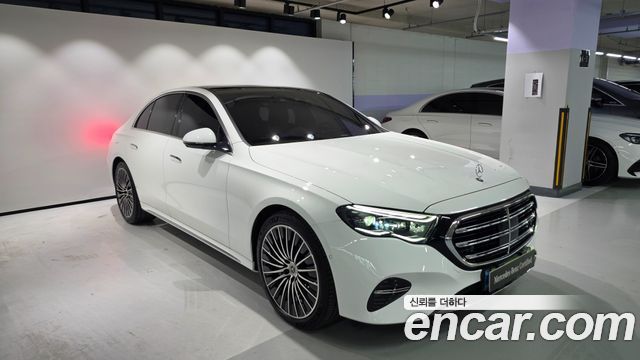Mercedes-Benz E-Class 2026 — photo 2
