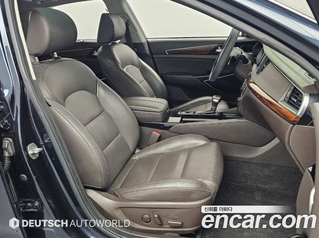 Kia K7 2017 — photo 10