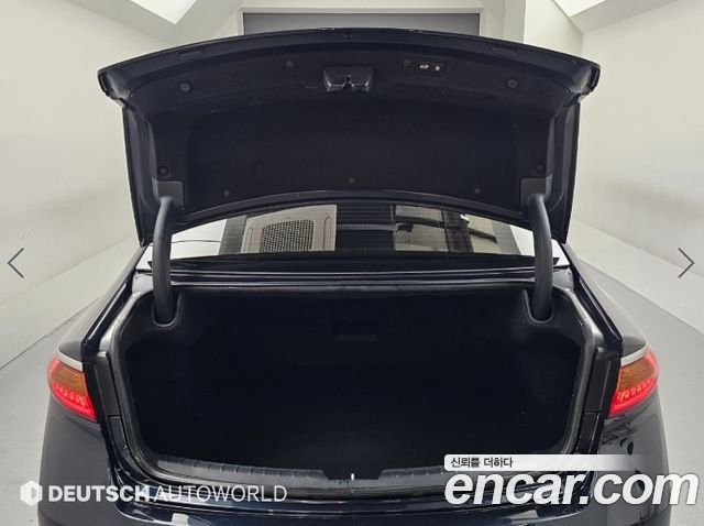 Kia K7 2017 — photo 19