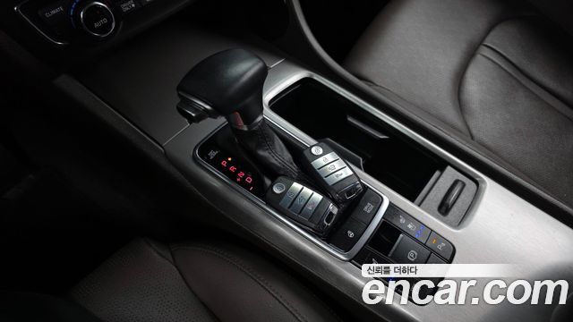 Kia K5 2020 — photo 12