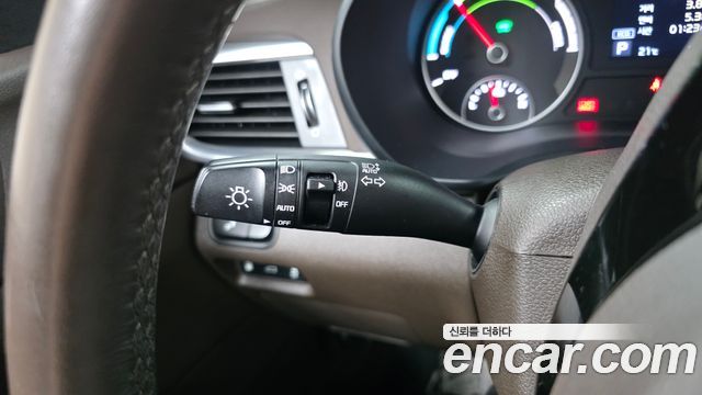 Kia K5 2020 — photo 28