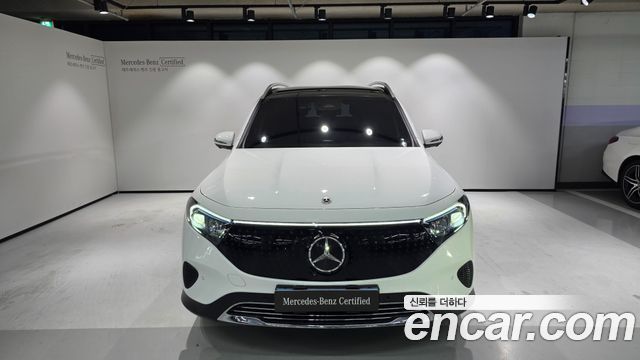 Mercedes-Benz EQB 2026 — photo 6