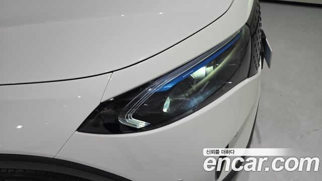 Mercedes-Benz EQB 2026 — photo 11