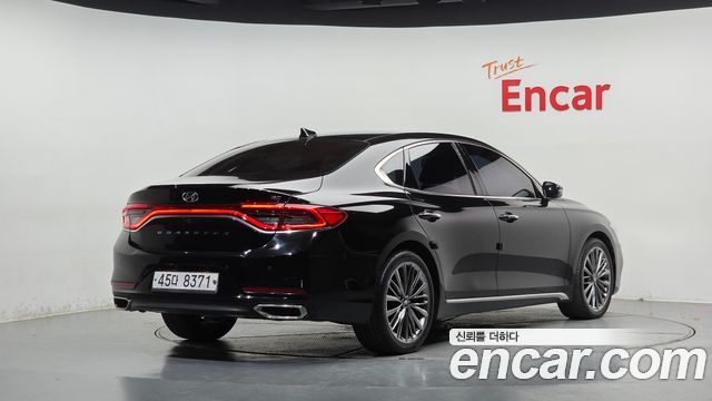Hyundai Grandeur 2018 — photo 2