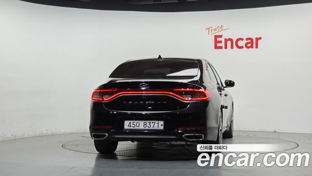 Hyundai Grandeur 2018 — photo 4