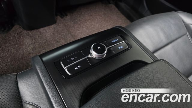 Hyundai Grandeur 2018 — photo 24