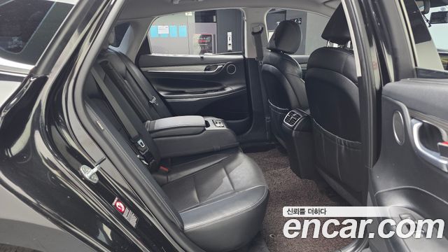 Hyundai Grandeur 2018 — photo 16
