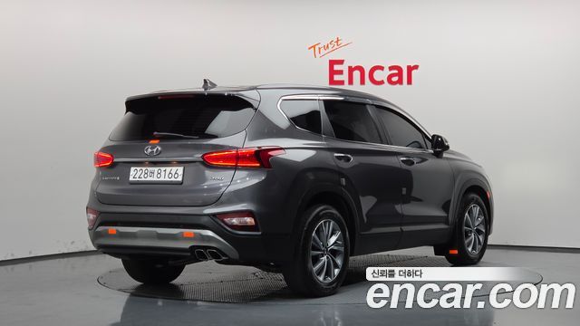 Hyundai Santafe 2019 — photo 2