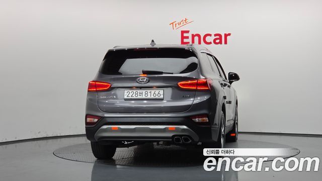 Hyundai Santafe 2019 — photo 4