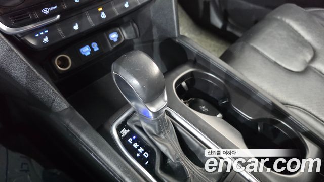 Hyundai Santafe 2019 — photo 9