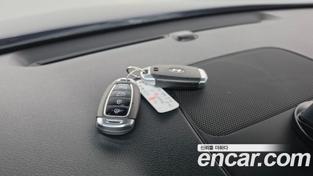 Hyundai Santafe 2019 — photo 15