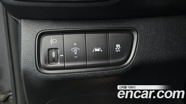 Hyundai Santafe 2019 — photo 19
