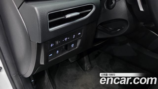 Hyundai Sonata 2021 — photo 24