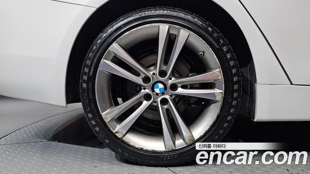 BMW 4-Series 2018 — photo 5