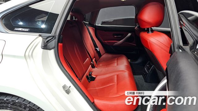 BMW 4-Series 2018 — photo 11