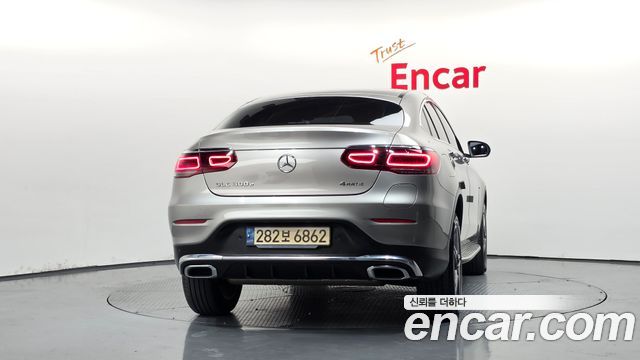 Mercedes-Benz GLC-Class 2021 — photo 4