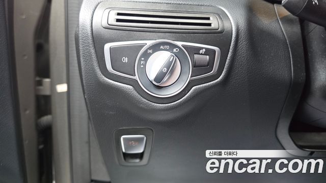 Mercedes-Benz GLC-Class 2021 — photo 25