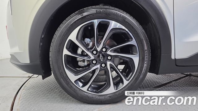 Chevrolet Korea 볼트 EUV 2023 — photo 5