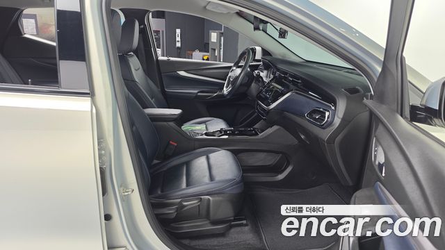 Chevrolet Korea 볼트 EUV 2023 — photo 17