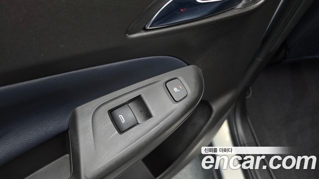 Chevrolet Korea 볼트 EUV 2023 — photo 25