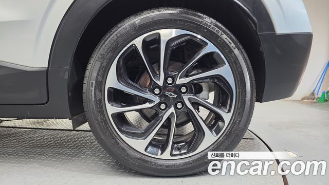 Chevrolet Korea 볼트 EUV 2023 — photo 7