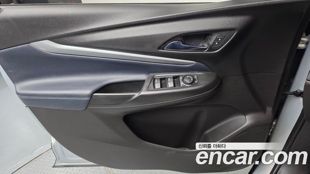 Chevrolet Korea 볼트 EUV 2023 — photo 14