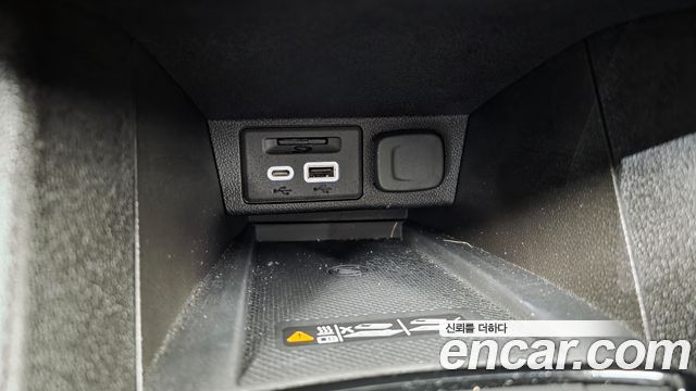 Chevrolet Korea 볼트 EUV 2023 — photo 31