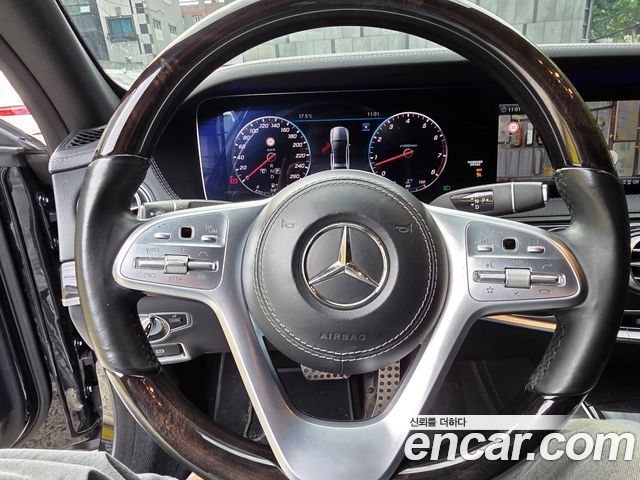 Mercedes-Benz S-Class 2018 — photo 7