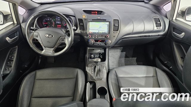 Kia K3 2013 — photo 7