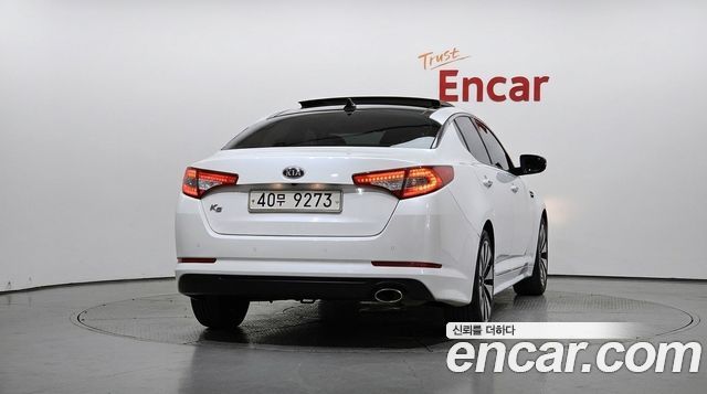 Kia K5 2011 — photo 4