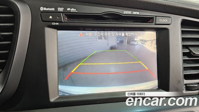 Kia K5 2011 — photo 15