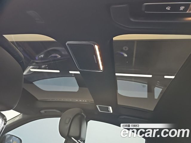 Mercedes-Benz S-Class 2018 — photo 13