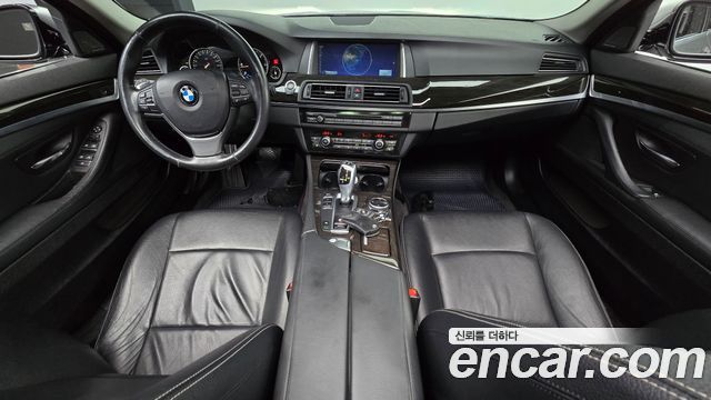 BMW 5-Series 2014 — photo 10
