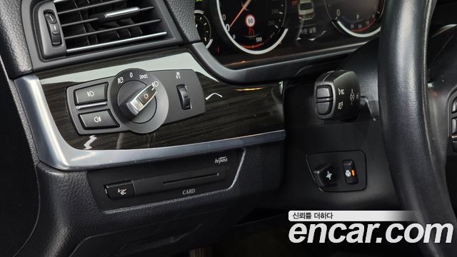 BMW 5-Series 2014 — photo 19