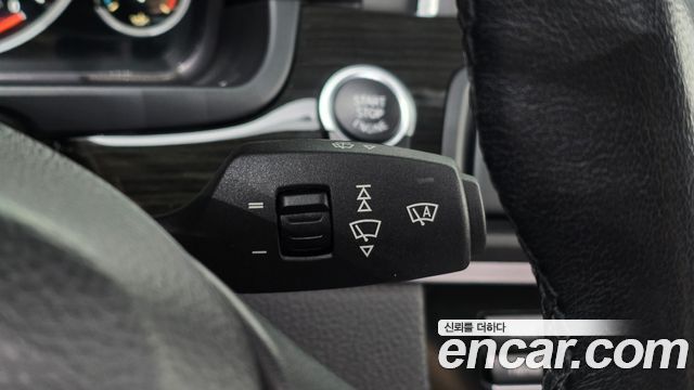 BMW 5-Series 2014 — photo 22