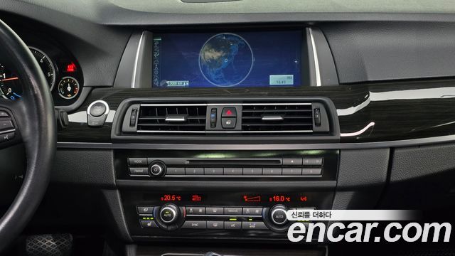 BMW 5-Series 2014 — photo 24